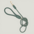 Cargar la imagen en la vista de la galería, Life Dog Leash in Green – Nala's Pet Boutique