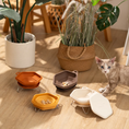 Cargar la imagen en la vista de la galería, DINON OUTDOOR FEEDING BOWL angle view – Nala's Pet Boutique