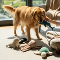 Cargar la imagen en la vista de la galería, Juguete de peluche para perros con chirriador de ballena