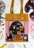 Cargar la imagen en la vista de la galería, Meowseum Cat Tote Bag
