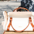Cargar la imagen en la vista de la galería, Fynn Pet Carrier view 17 – Nala's Pet Boutique
