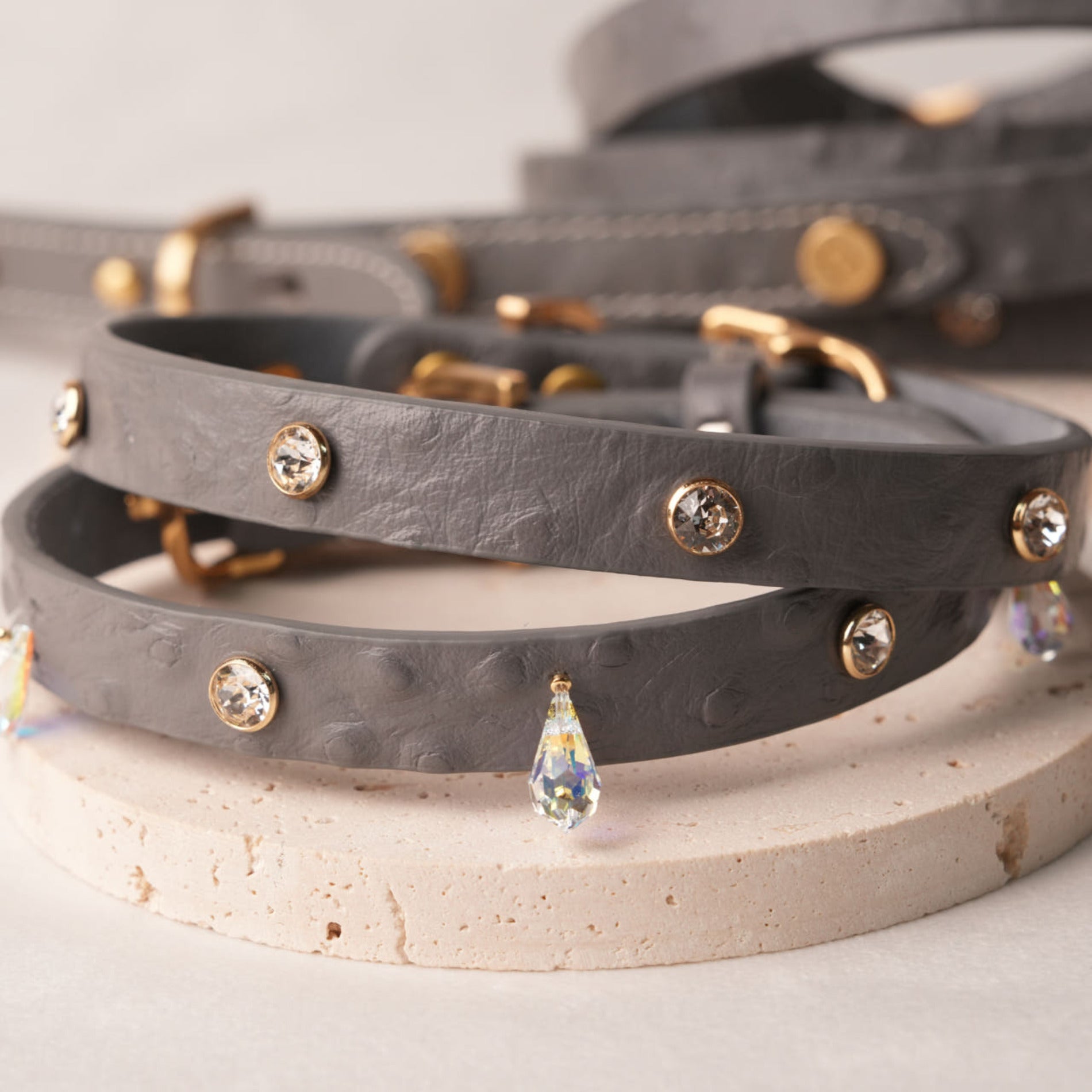 Macaron II-C Crystal Collar