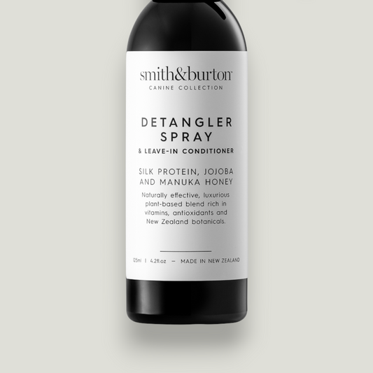 Detangler Spray & Leave-In Conditioner made with silk protein, jojoba and manuka honey. Naturally effective, luxurious plant-based blend rich in vitamins, antioxidants and New Zealand botanicals.