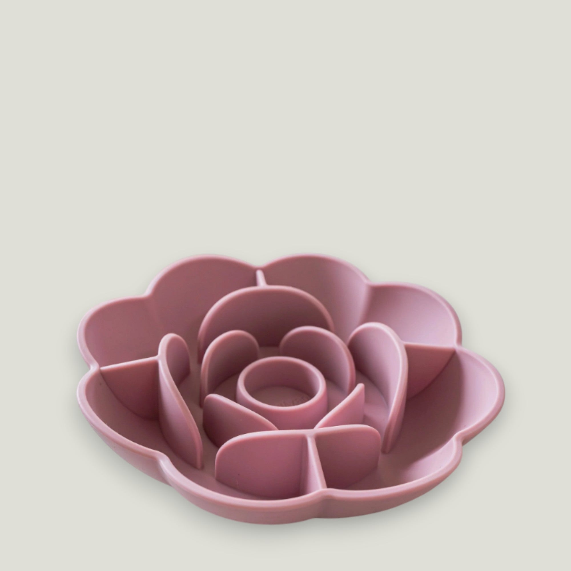 Flower Slow Feeder in Pink – Nala's Pet Boutique