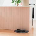 Cargar la imagen en la vista de la galería, FuzzYard Life silicone pet feeding mat, food‑grade, dishwasher‑safe, spill‑resistant design, available in five colors for stylish and practical pet mealtime.
