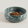 Cargar la imagen en la vista de la galería, Marble-patterned pet bowl with pet food on a white background
