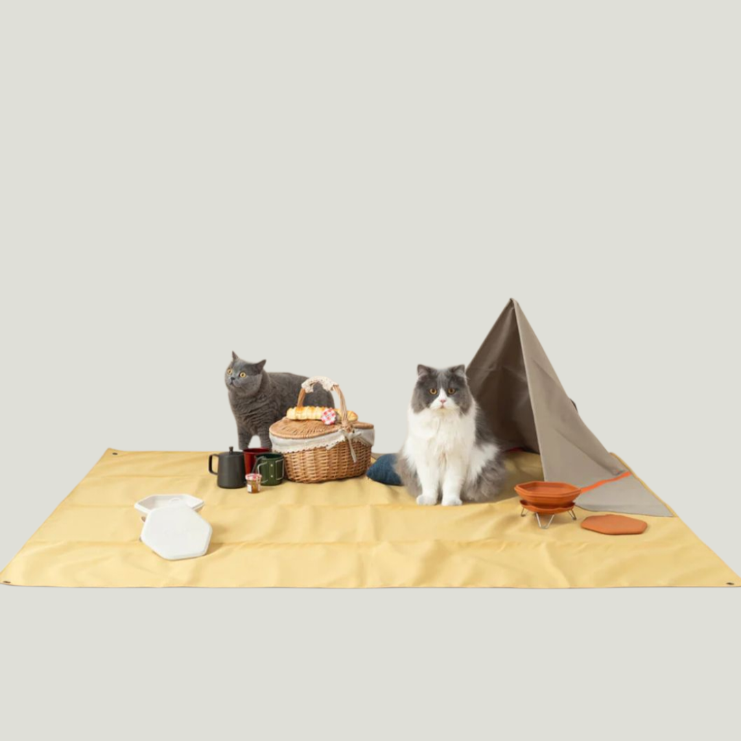 Outi Outdoor Picnic Mat side view – Nala's Pet Boutique